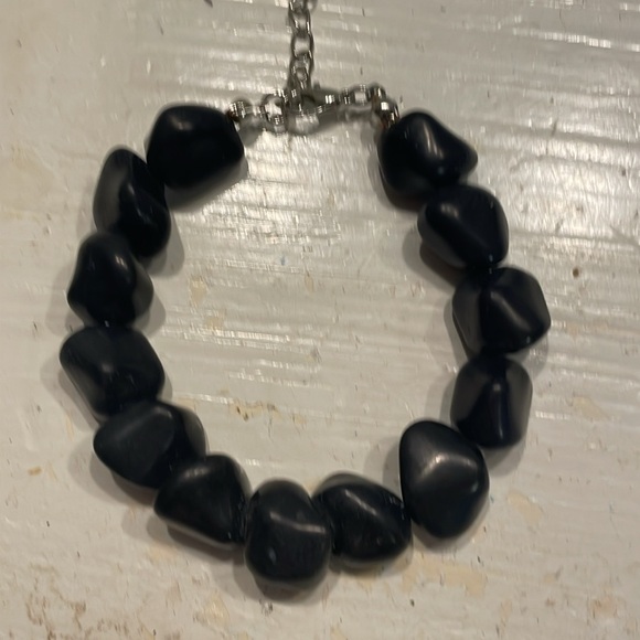 8” polished black onyx bracelet with lobster clasp - Picture 3 of 12